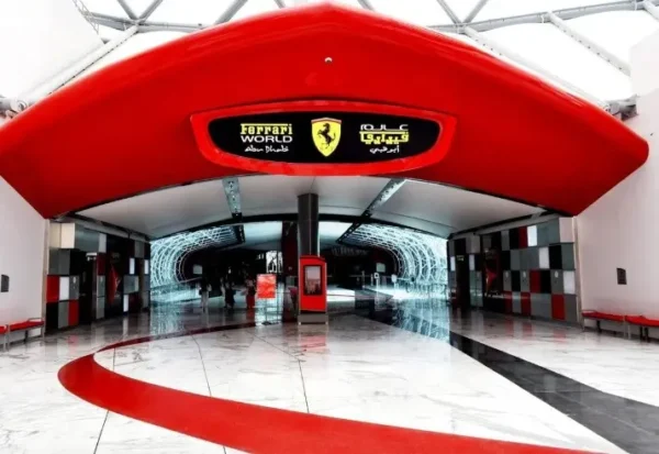 Abu Dhabi Tour + Ferrari World - Image 5