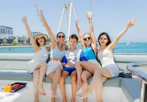 Private Luxury Yacht Cruise Dubai - Image 4